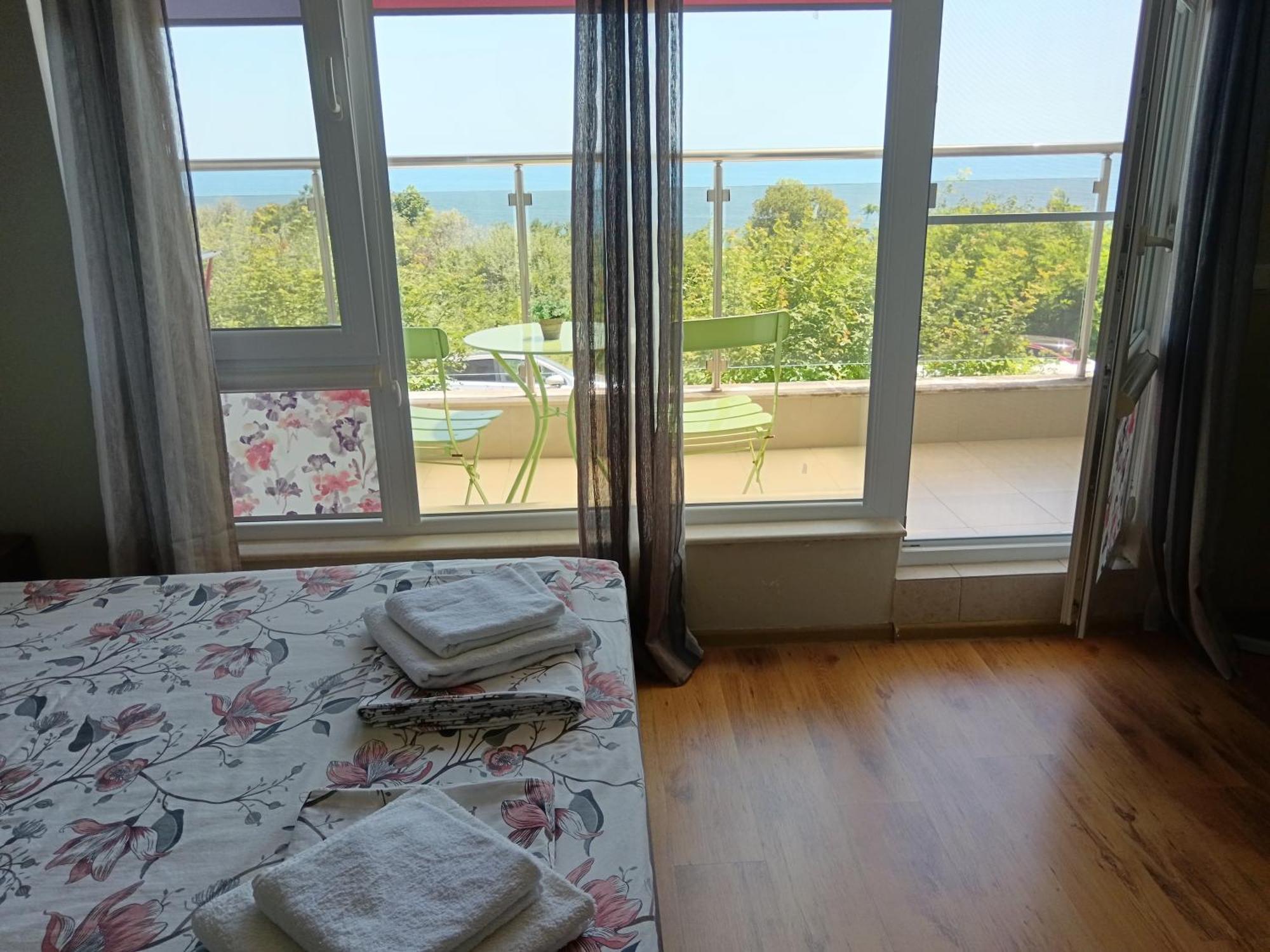 Byala-Apartment-Valmira Byala  Eksteriør billede